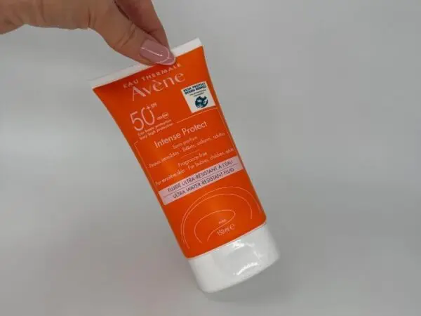 AVENE SUN INTENSE PROTECT FLUID SPF50+ 150 ml