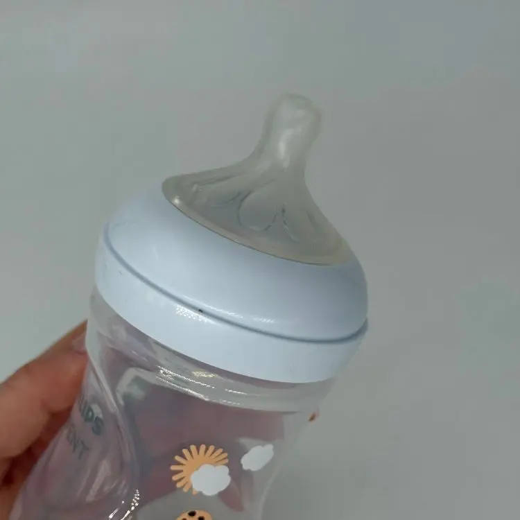 AVENT BOCA NATURAL STAKLO 0758 120ml