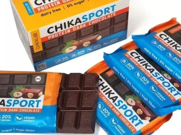 CHIKASPORT PROTEINSKA CRNA ČOKOLADA SA LEŠNIKOM 100g